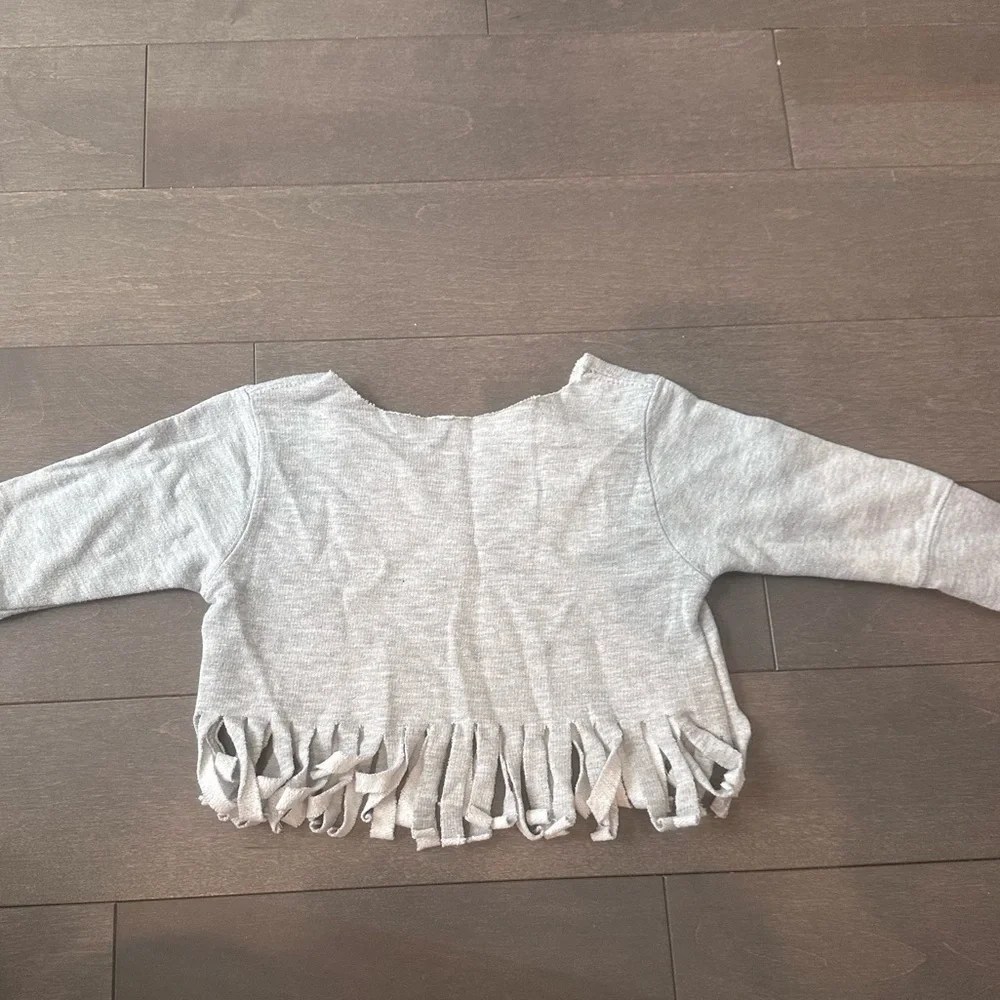 *Vintage* Denny’s!  Girls' Gray Fringe Sweatshirt with Colorful Accents